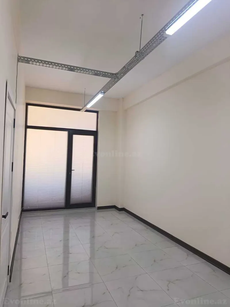 Kirayə verilir Ofis 49 m² 28 May m. - şəkil 3