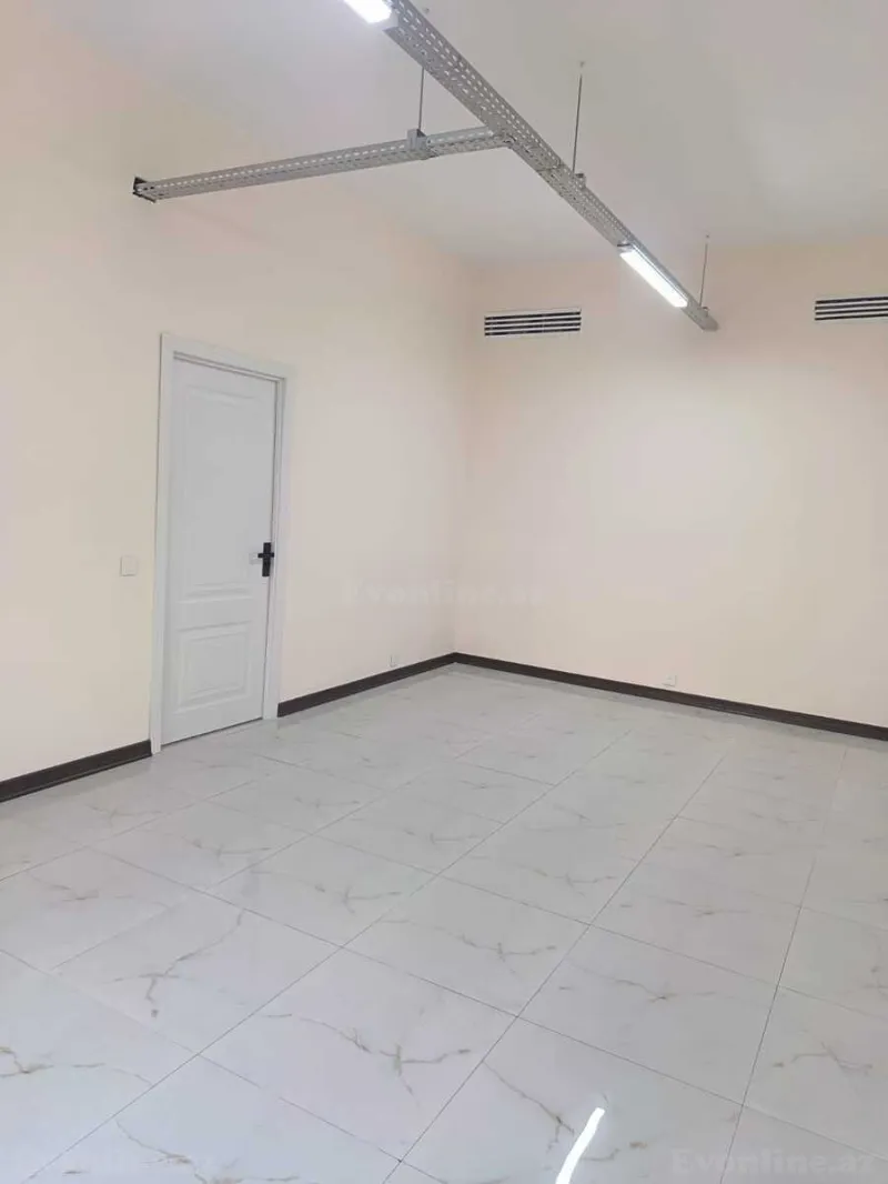 Kirayə verilir Ofis 49 m² 28 May m. - şəkil 4