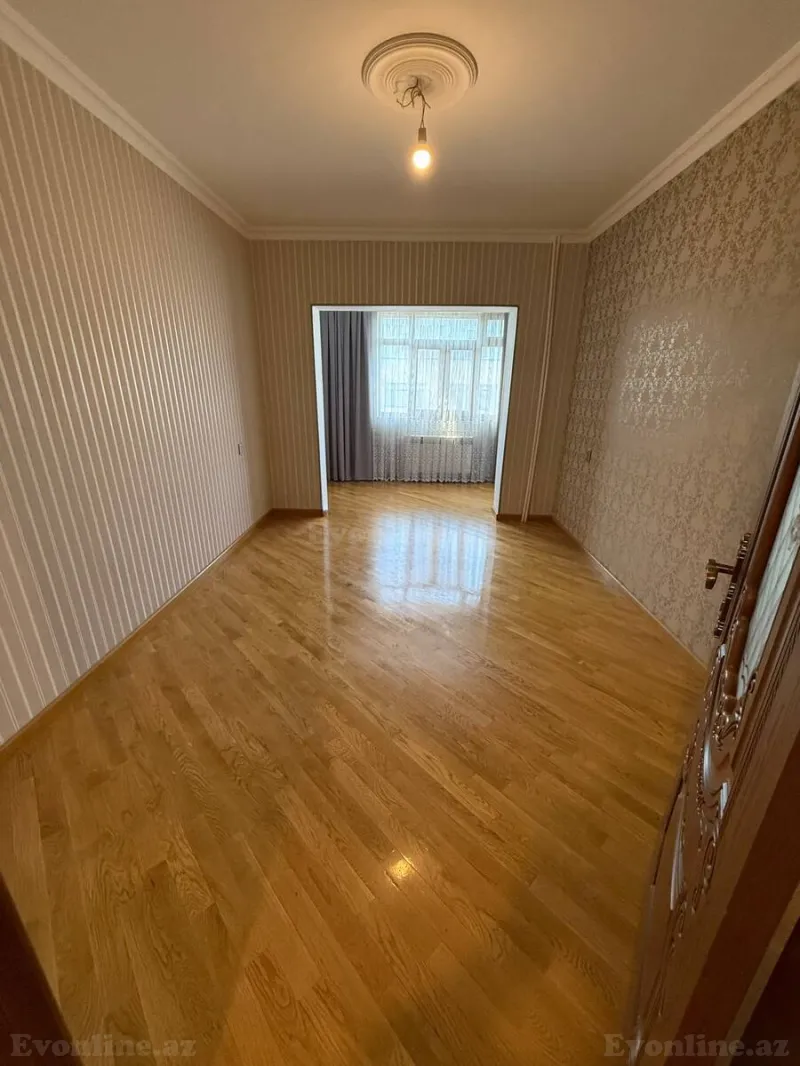 Satılır 2 otaqlı Mənzil Köhnə tikili 65 m² Gənclik m. - şəkil 13