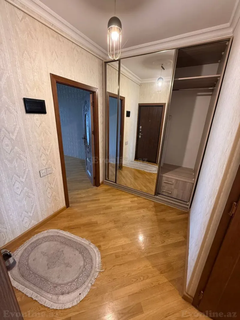 Satılır 2 otaqlı Mənzil Köhnə tikili 65 m² Gənclik m. - şəkil 16