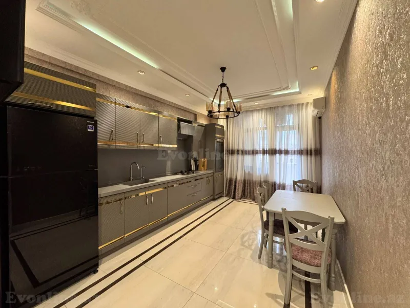 Satılır 3 otaqlı Mənzil Yeni tikili 135 m² Nərimanov r. - şəkil 12