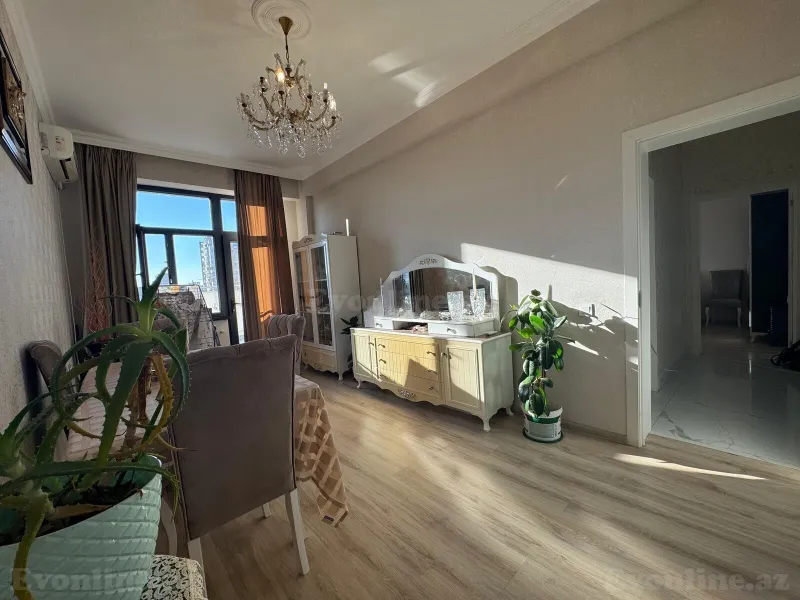 Satılır 2 otaqlı Mənzil Yeni tikili 74 m² Nərimanov r. - şəkil 3