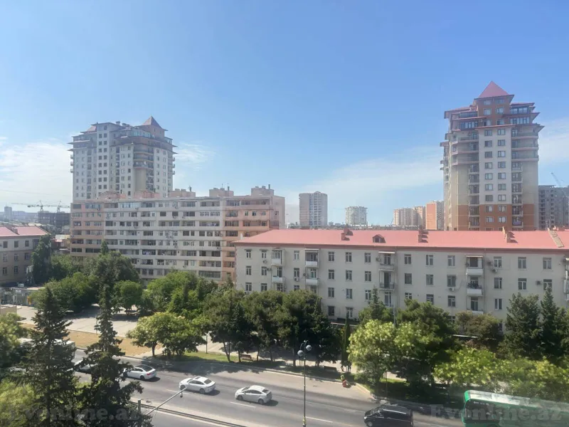 Satılır 4 otaqlı Mənzil Köhnə tikili 120 m² Qara Qarayev m. - şəkil 4