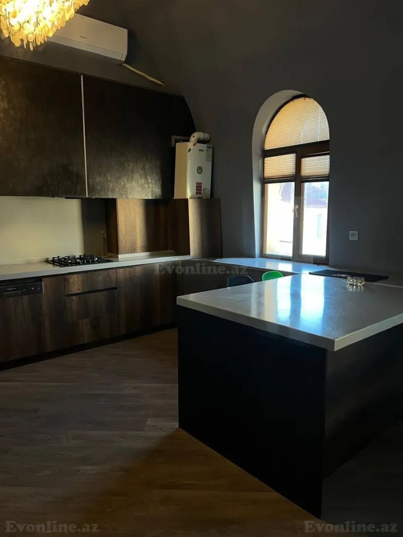 Kirayə verilir 4 otaqlı Mənzil Yeni tikili 230 m² Səbail r. - şəkil 8