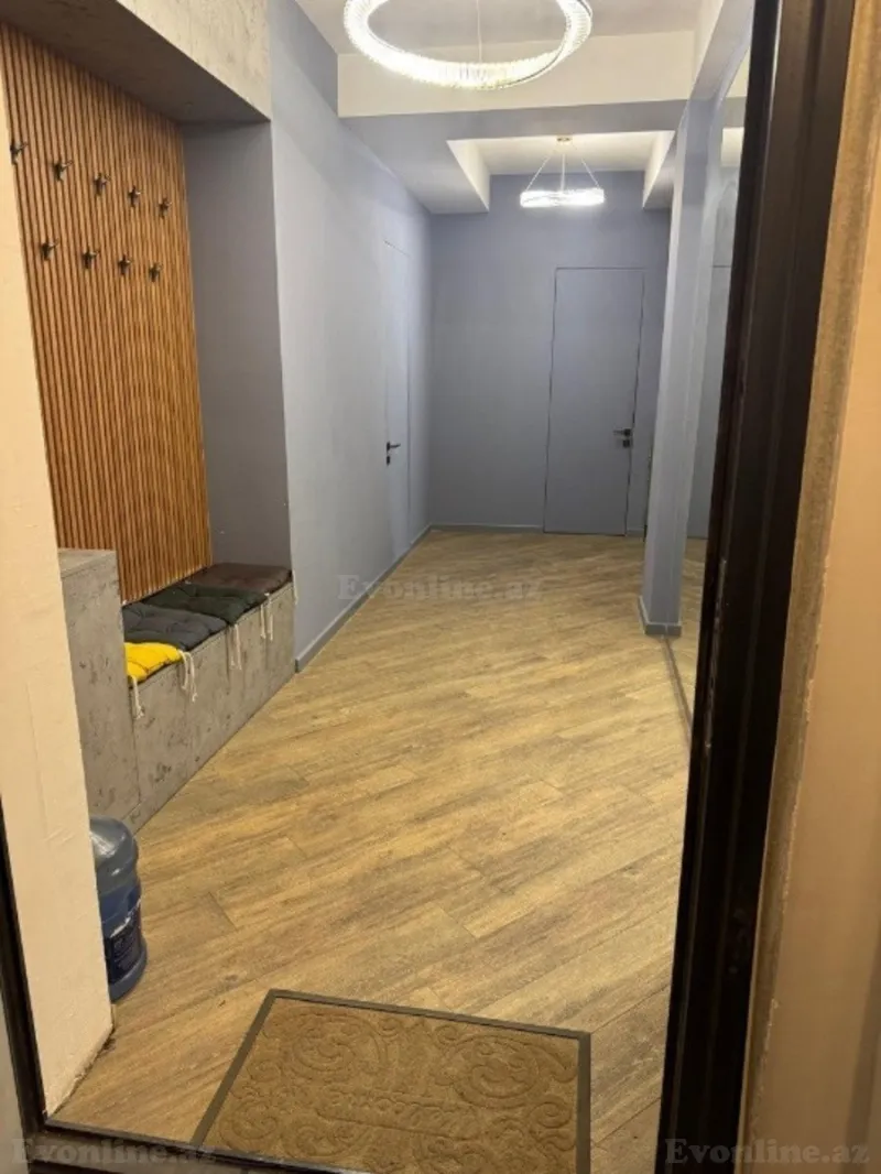 Kirayə verilir 4 otaqlı Mənzil Yeni tikili 230 m² Səbail r. - şəkil 16