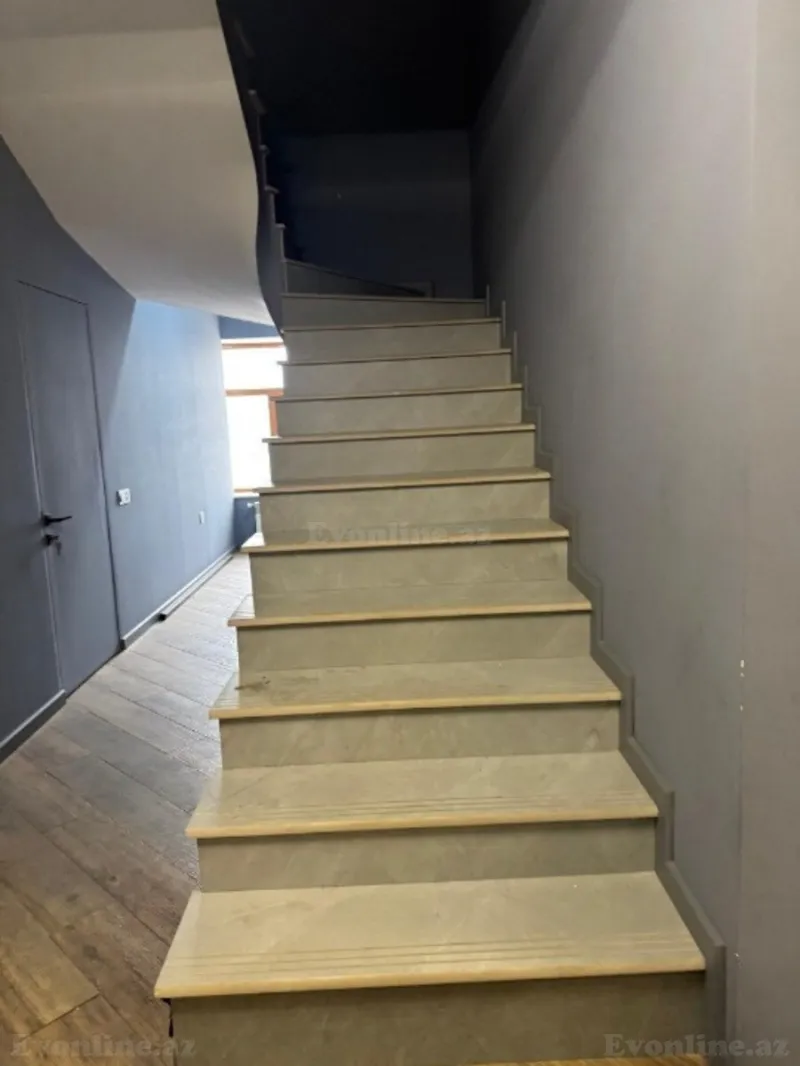 Kirayə verilir 4 otaqlı Mənzil Yeni tikili 230 m² Səbail r. - şəkil 19