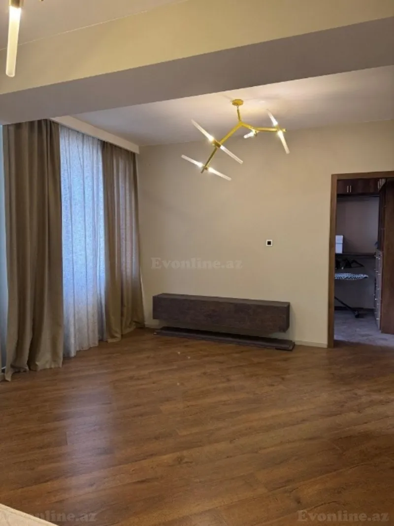 Kirayə verilir 4 otaqlı Mənzil Yeni tikili 230 m² Səbail r. - şəkil 27