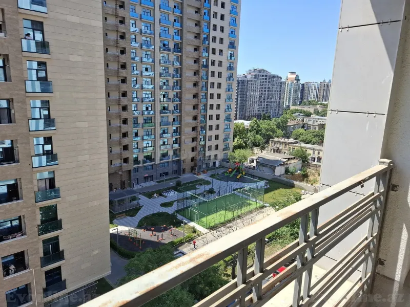 Satılır 2 otaqlı Mənzil Yeni tikili 64 m² 28 May m. - şəkil 2