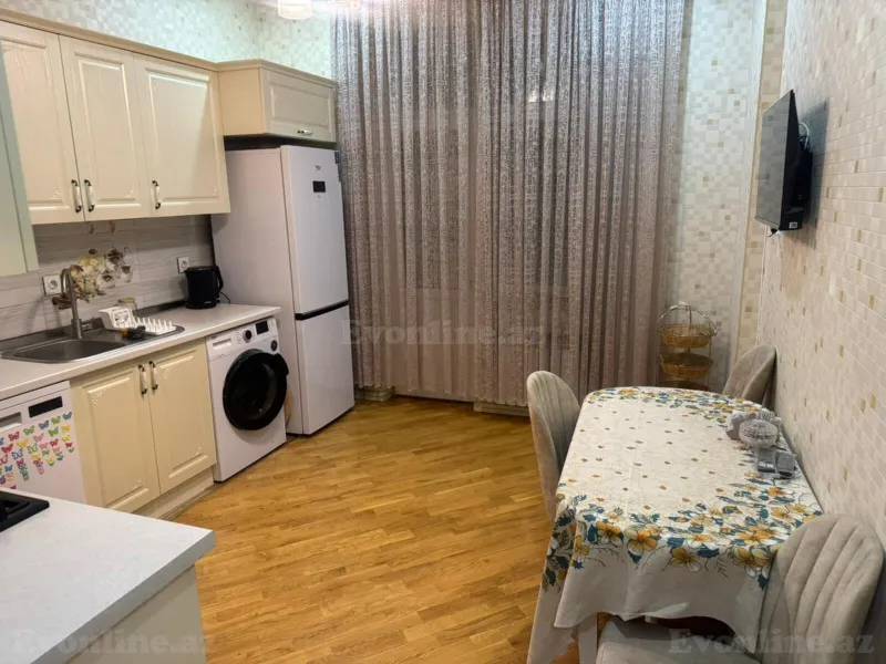 Kirayə verilir 2 otaqlı Mənzil Yeni tikili 80 m² Nərimanov r. - şəkil 14