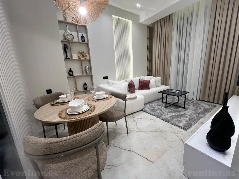 2 otaqlı Mənzil 60 m² 28 May m. Kirayə verilir