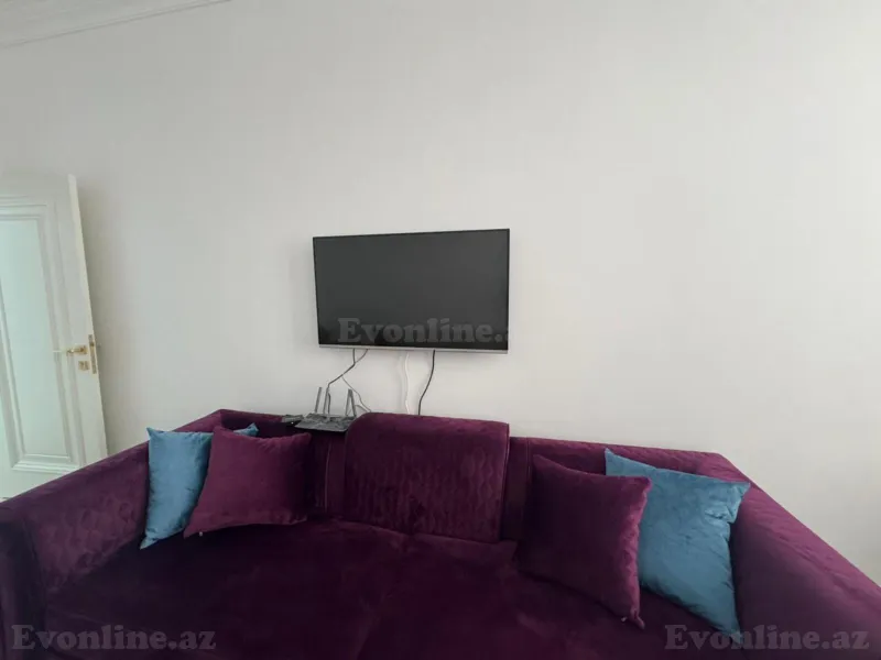Satılır 2 otaqlı Mənzil Yeni tikili 73 m² Gənclik m. - şəkil 2