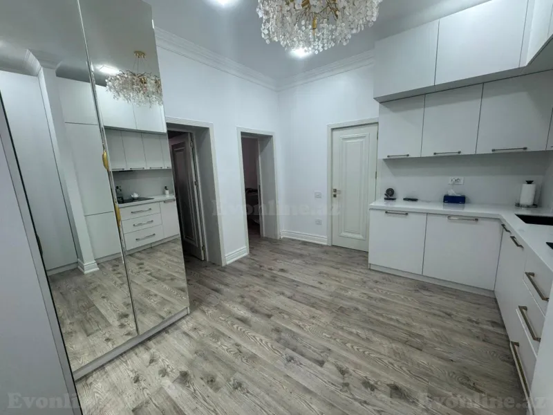 Satılır 2 otaqlı Mənzil Yeni tikili 73 m² Gənclik m. - şəkil 6