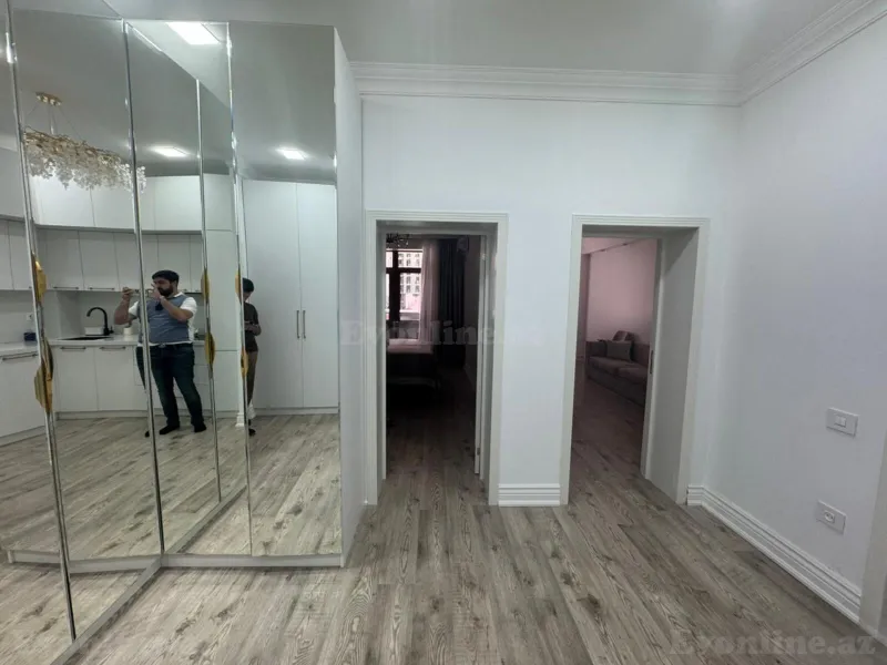 Satılır 2 otaqlı Mənzil Yeni tikili 73 m² Gənclik m. - şəkil 16