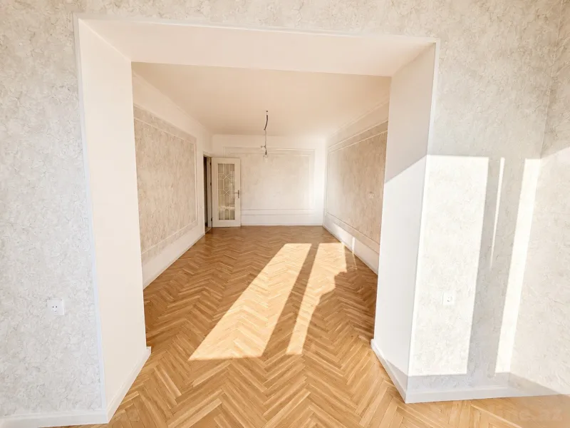 Satılır 3 otaqlı Mənzil Köhnə tikili 80 m² Yasamal r. - şəkil 5