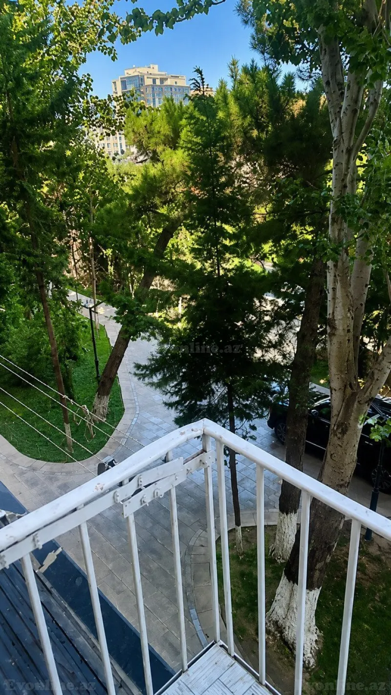 Satılır 3 otaqlı Mənzil Köhnə tikili 80 m² Yasamal r. - şəkil 19