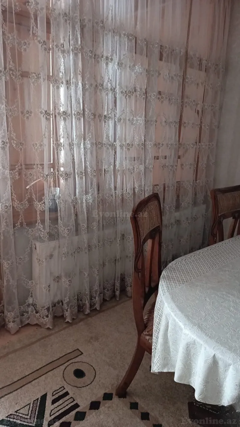 2 otaqlı Mənzil 70 m² Elmlər Akademiyası m. Kirayə verilir