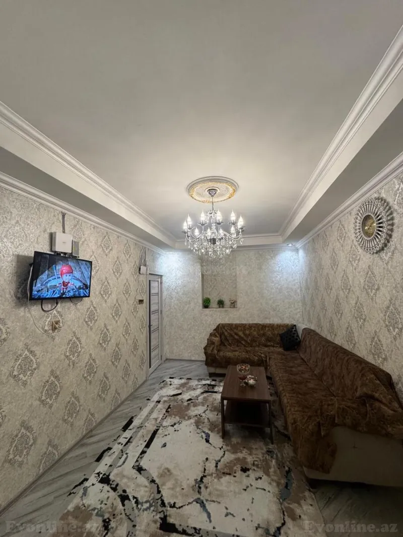 Satılır 3 otaqlı Mənzil Köhnə tikili 80 m² 7-ci mikrorayon - şəkil 2