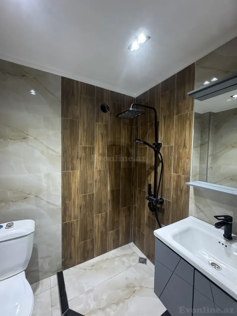 Satılır 2 otaqlı Mənzil Köhnə tikili 65 m² İnşaatçılar m. - şəkil 5