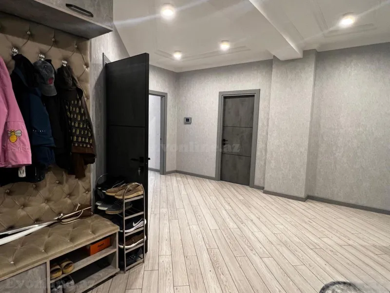 Bakı, Xətai r.da 4 otaqlı mənzil satılır