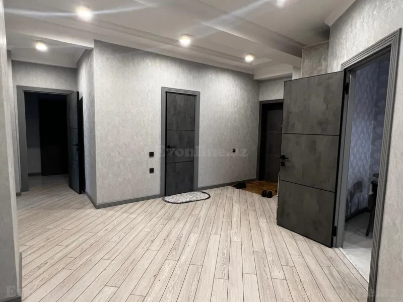 Satılır 4 otaqlı Mənzil Yeni tikili 202 m² Xətai r. - şəkil 2