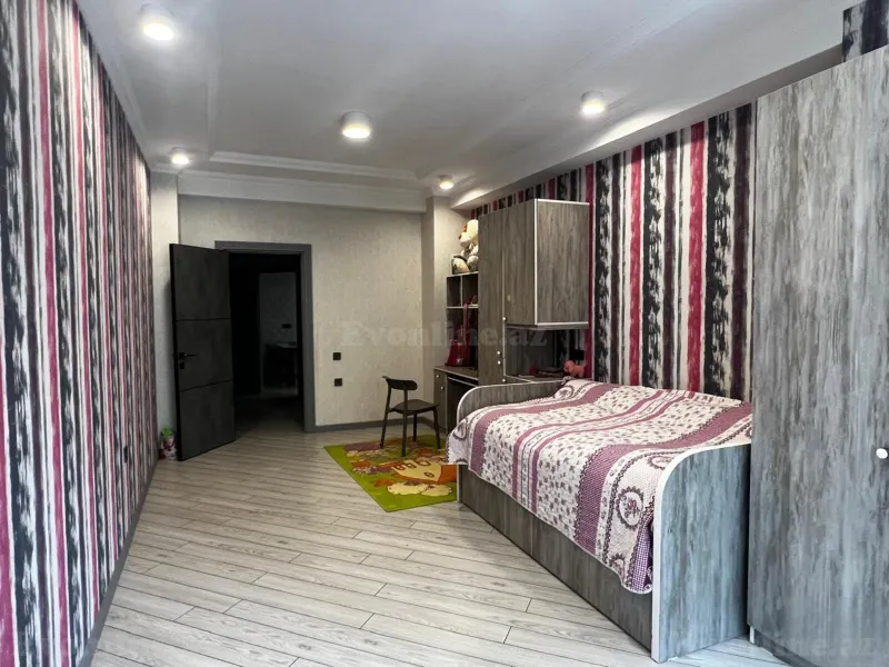 Satılır 4 otaqlı Mənzil Yeni tikili 202 m² Xətai r. - şəkil 3
