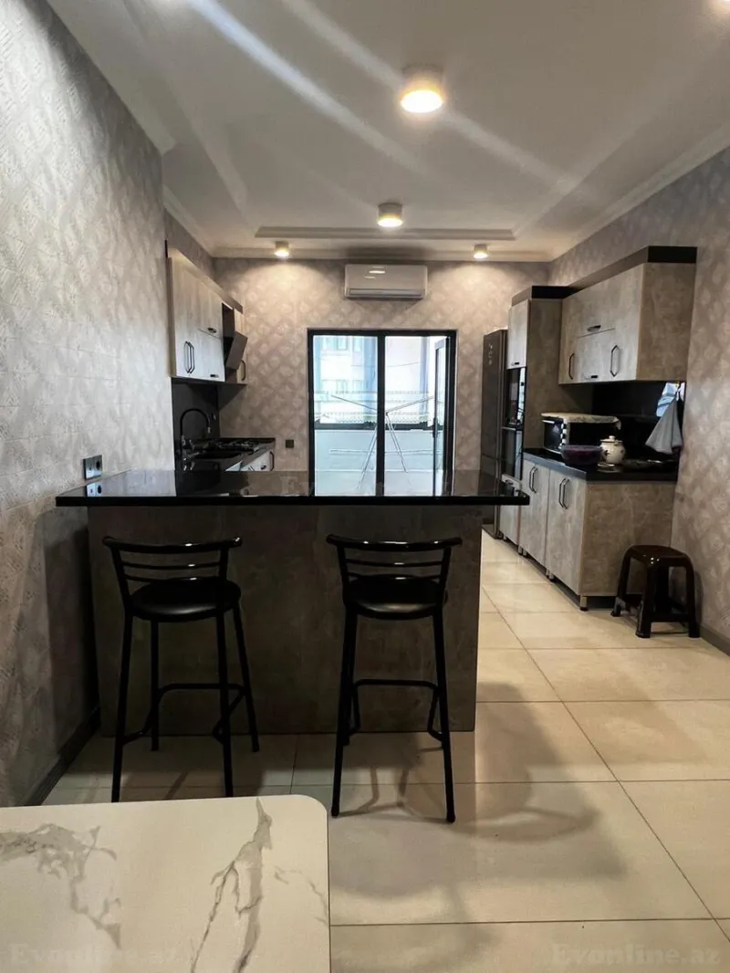Satılır 4 otaqlı Mənzil Yeni tikili 202 m² Xətai r. - şəkil 9