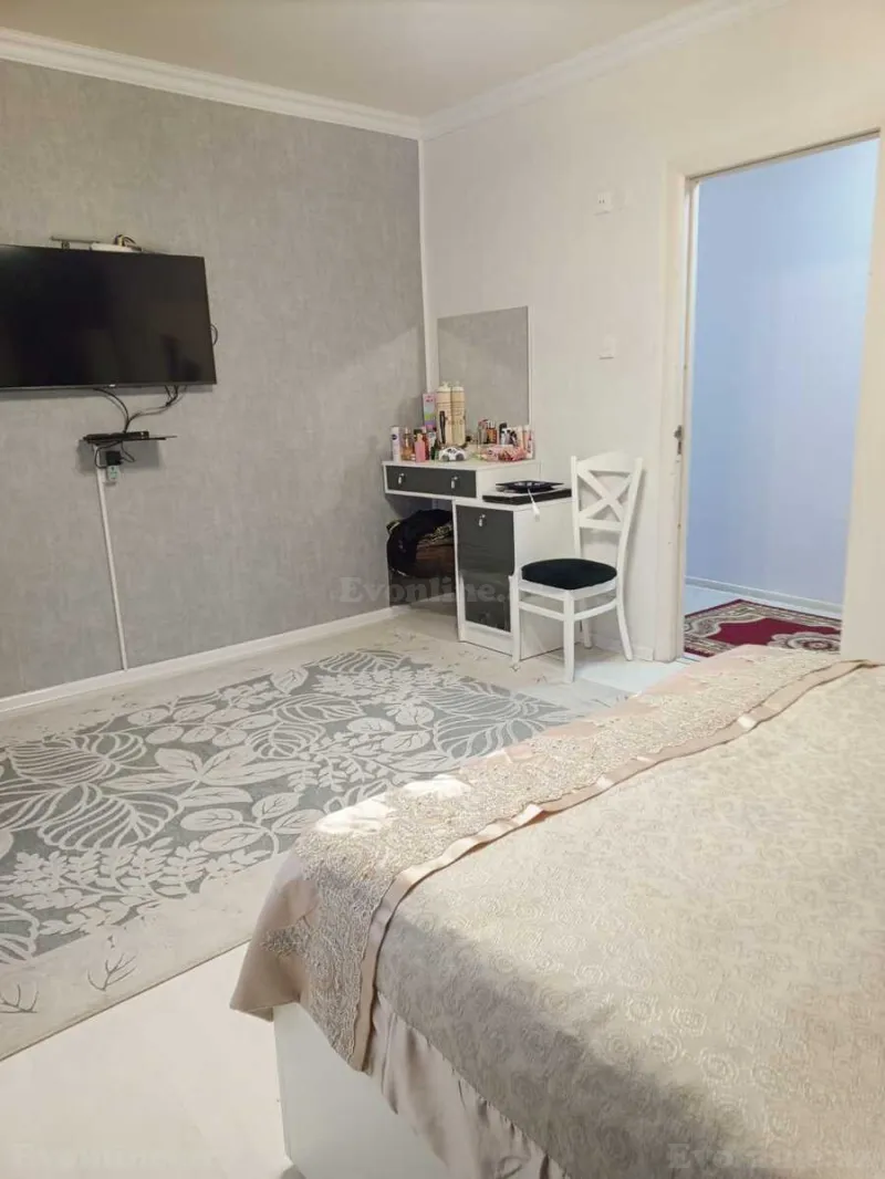 Satılır 3 otaqlı Mənzil Köhnə tikili 110 m² Elmlər Akademiyası m. - şəkil 4