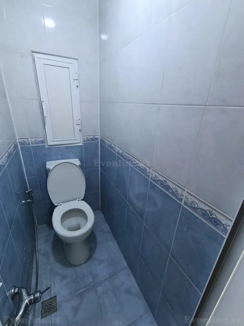 Satılır 3 otaqlı Mənzil Köhnə tikili 75 m² Xalqlar Dostluğu m. - şəkil 2