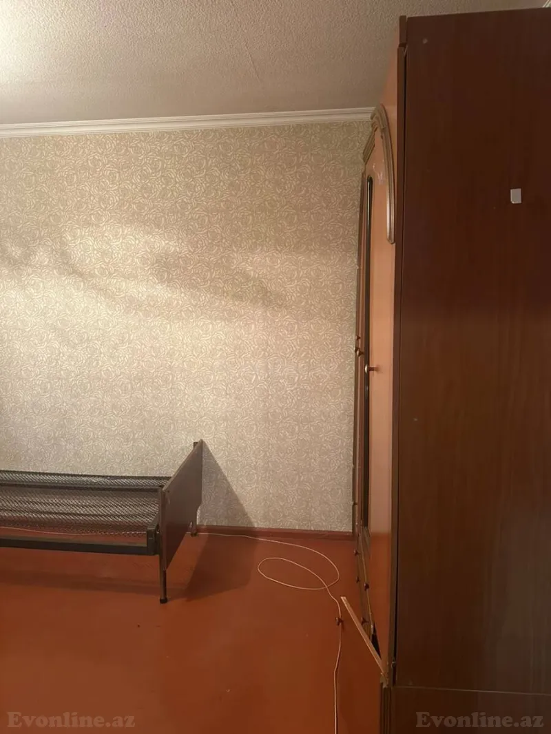 Kirayə verilir 1 otaqlı Mənzil Köhnə tikili 25 m² Neftçilər m. - şəkil 6