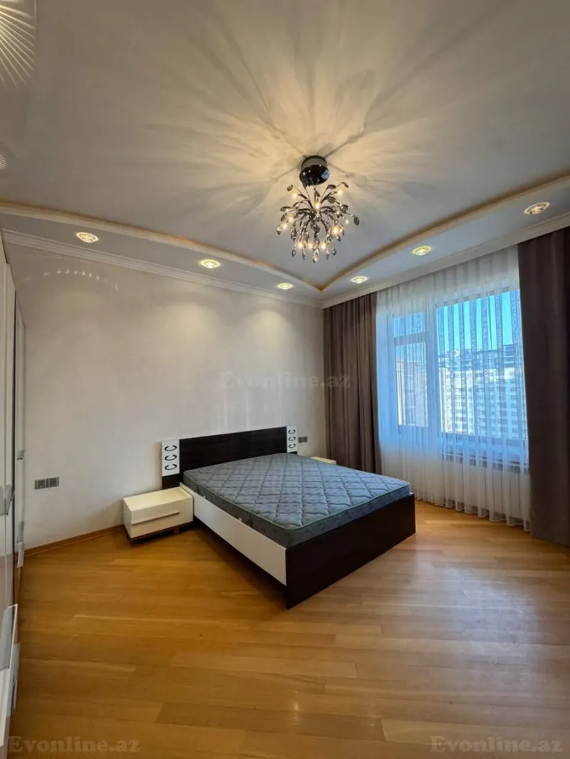 Kirayə verilir 4 otaqlı Mənzil Yeni tikili 220 m² Nizami m. - şəkil 17