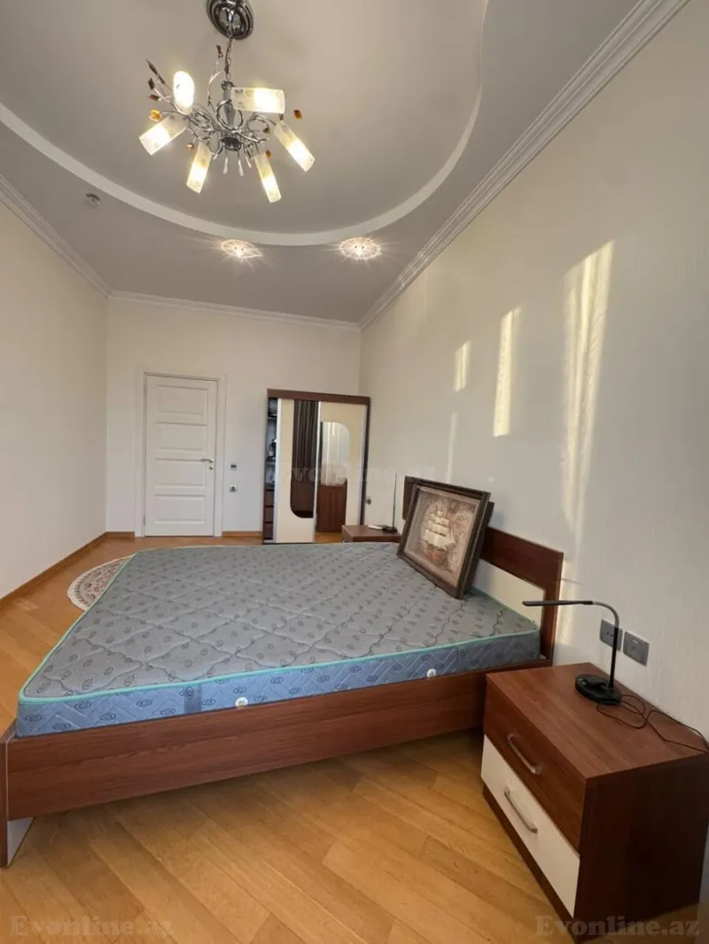 Kirayə verilir 4 otaqlı Mənzil Yeni tikili 220 m² Nizami m. - şəkil 23