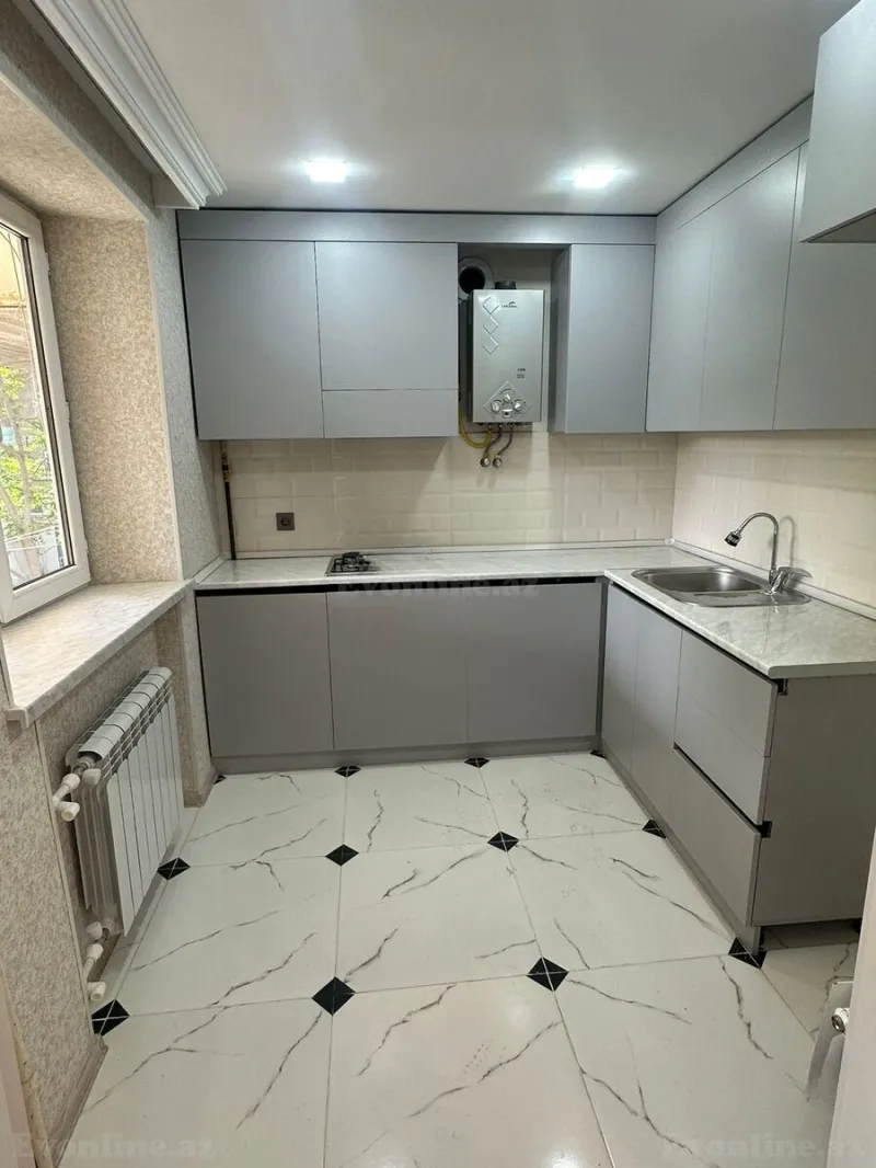 Satılır 3 otaqlı Mənzil Köhnə tikili 66 m² Qara Qarayev m. - şəkil 2