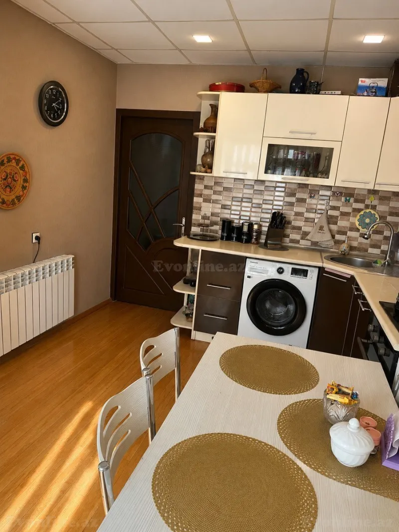 Satılır 2 otaqlı Mənzil Köhnə tikili 50 m² Həzi Aslanov m. - şəkil 9