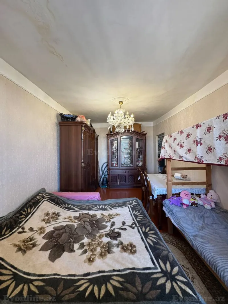 Satılır 1 otaqlı Mənzil Köhnə tikili 40 m² İnşaatçılar m. - şəkil 4