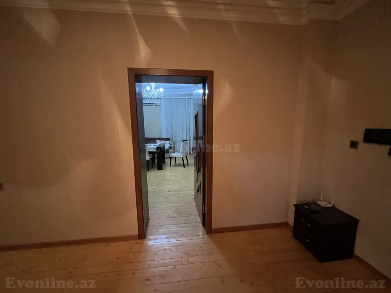 Kirayə verilir 3 otaqlı Mənzil Yeni tikili 130 m² Yasamal - şəkil 5