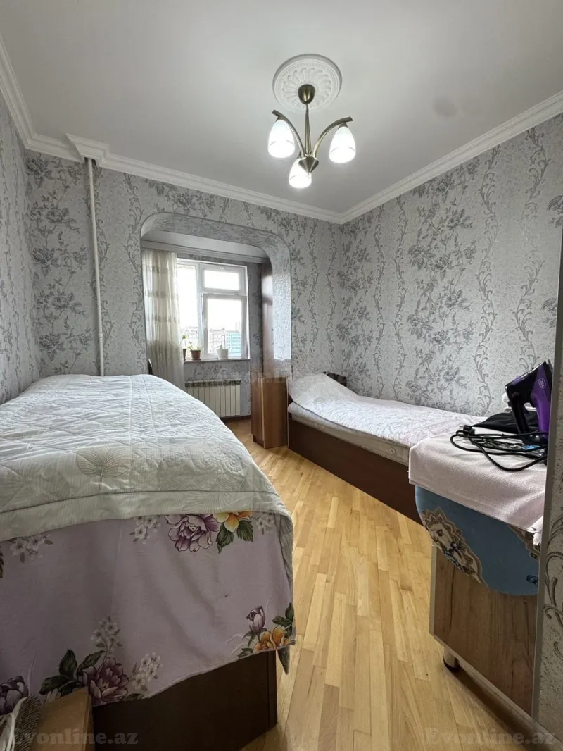 Satılır 3 otaqlı Mənzil Köhnə tikili 98 m² 8 Noyabr m. - şəkil 3