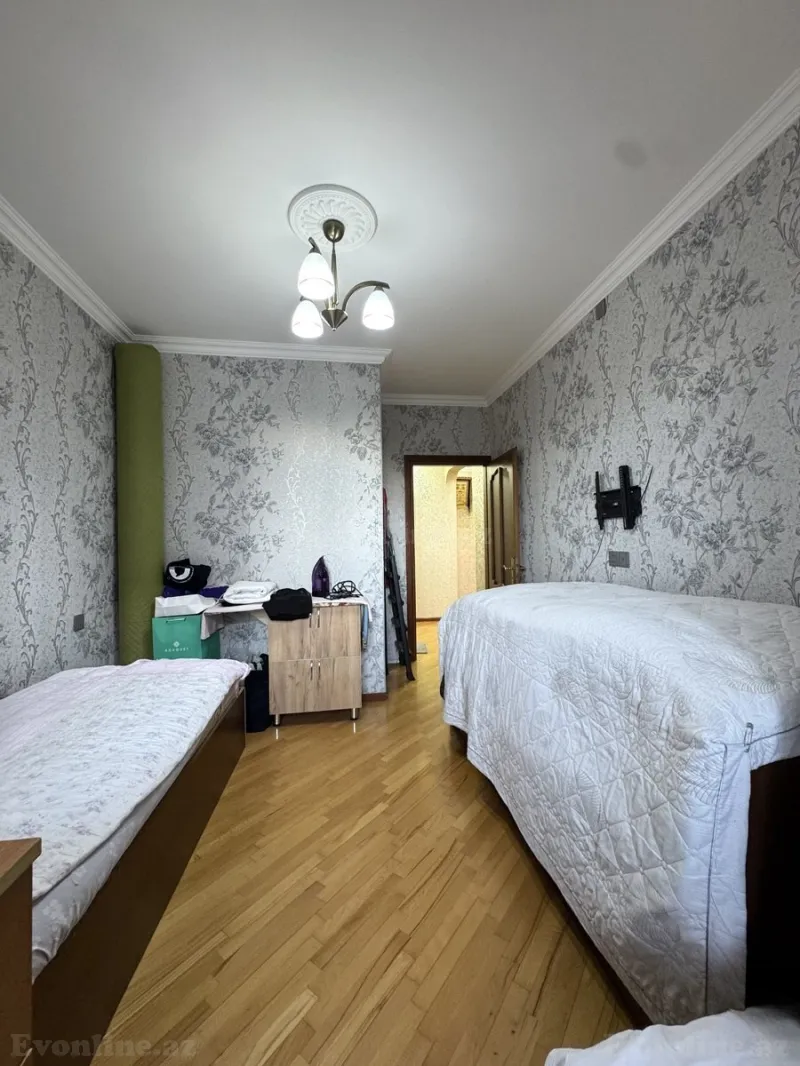 Satılır 3 otaqlı Mənzil Köhnə tikili 98 m² 8 Noyabr m. - şəkil 4