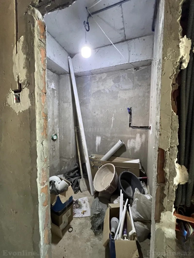 Satılır 4 otaqlı Mənzil Yeni tikili 200 m² Xətai r. - şəkil 19