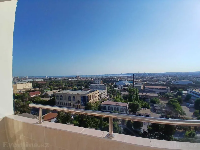 2 otaqlı Mənzil 77 m² Neftçilər m. Kirayə verilir