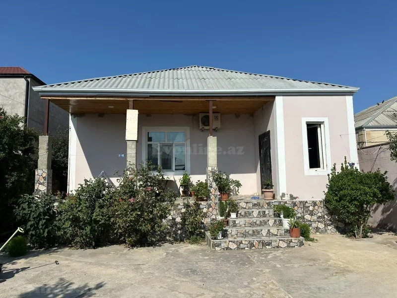 4 otaqlı Həyət evi 120 m² Binə Satılır