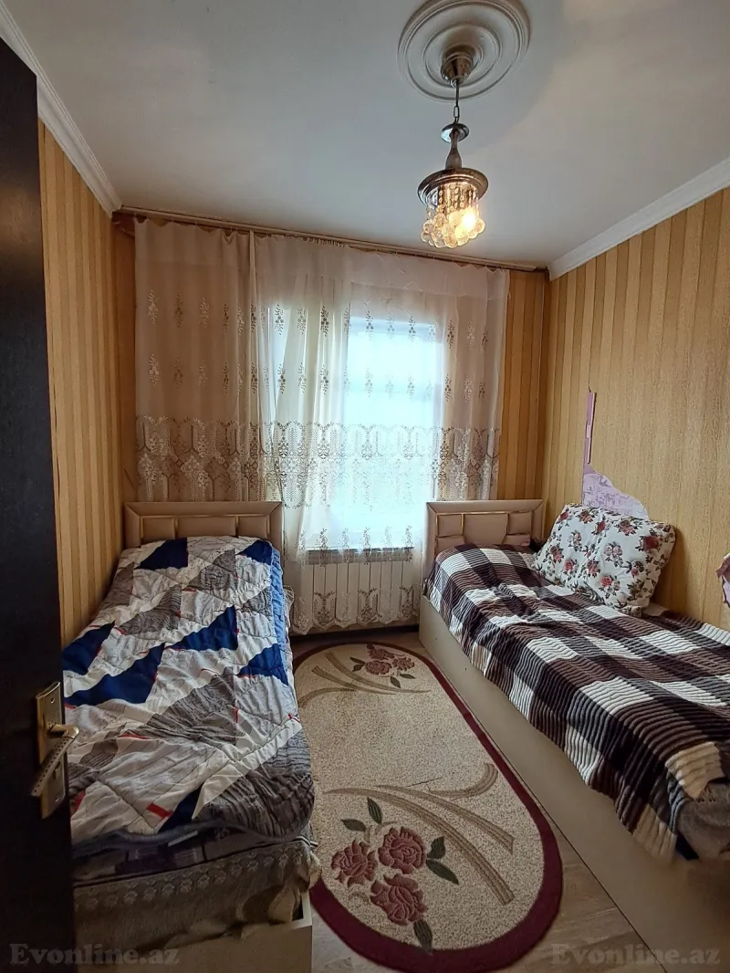 Satılır 7 otaqlı Həyət evi 170 m² İnşaatçılar m. - şəkil 5
