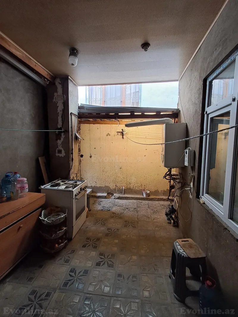 Satılır 7 otaqlı Həyət evi 170 m² İnşaatçılar m. - şəkil 16