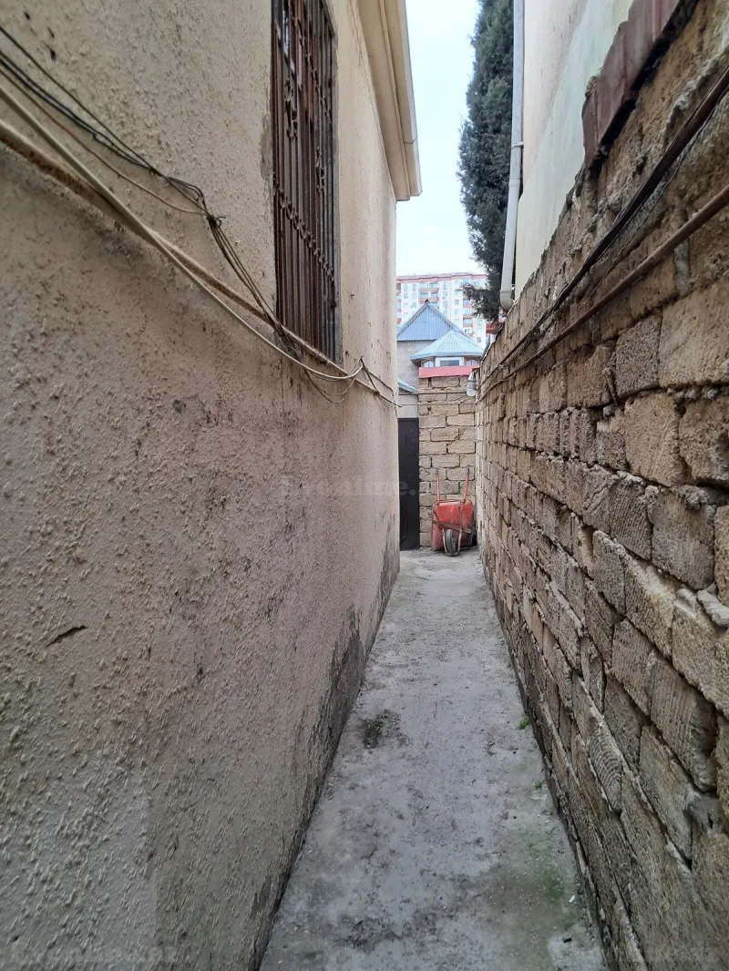 Satılır 7 otaqlı Həyət evi 170 m² İnşaatçılar m. - şəkil 17