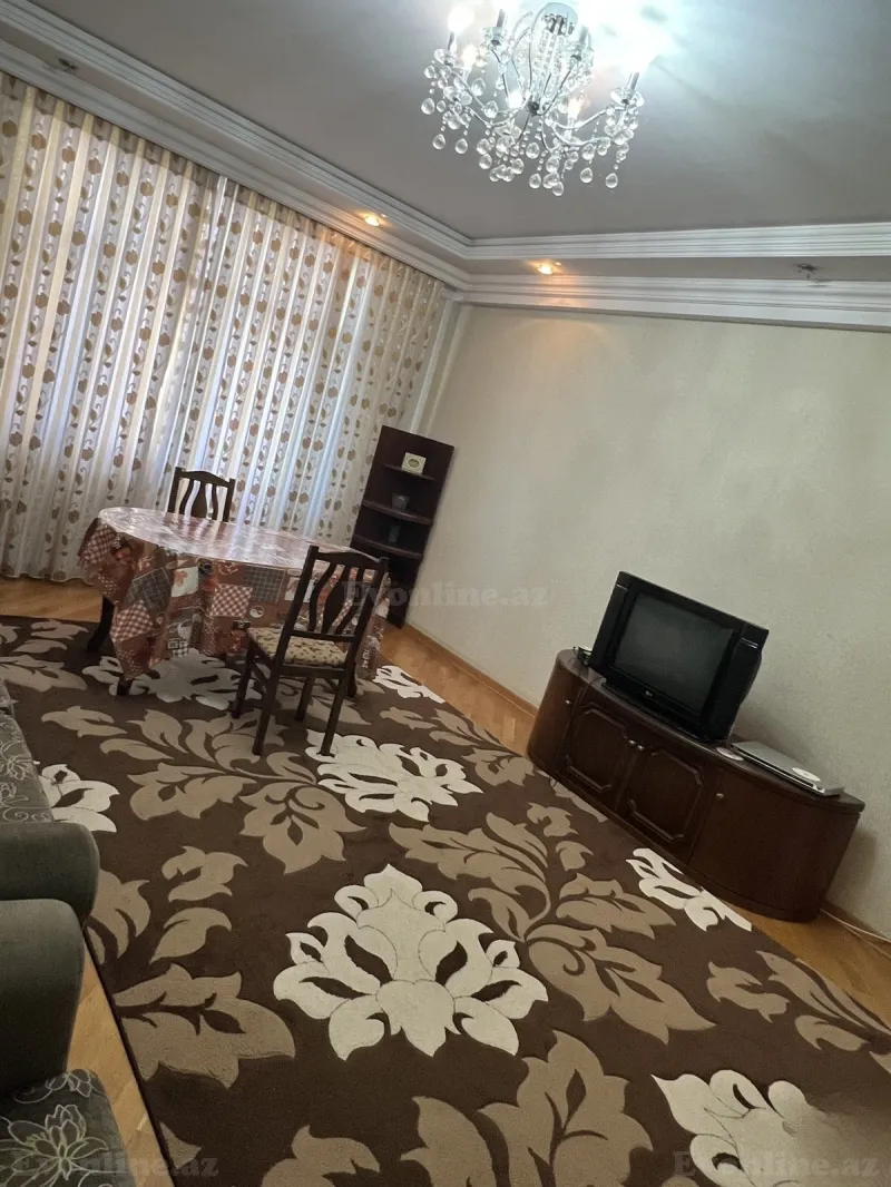 2 otaqlı Mənzil 80 m² Əhmədli m. Kirayə verilir