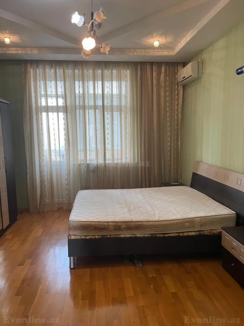 Kirayə verilir 3 otaqlı Mənzil Yeni tikili 110 m² İnşaatçılar m. - şəkil 16