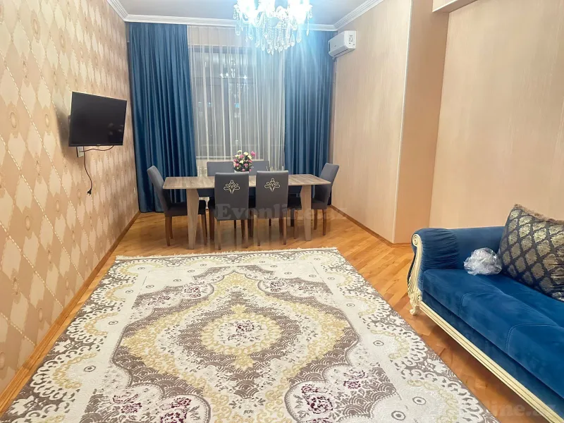 2 otaqlı Mənzil 90 m² Koroğlu m. Kirayə verilir