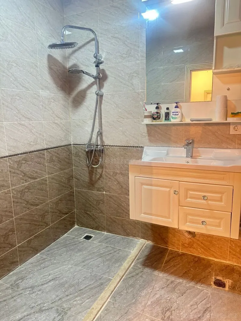 Kirayə verilir 2 otaqlı Mənzil Yeni tikili 90 m² Koroğlu m. - şəkil 8