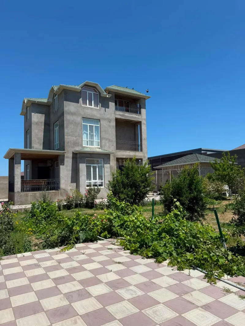 5 otaqlı Həyət evi 300 m² Türkan Kirayə verilir