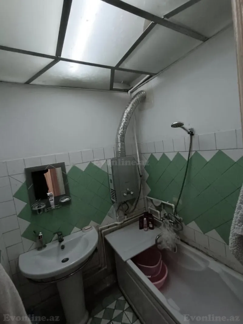 Satılır 3 otaqlı Mənzil Köhnə tikili 76 m² Elmlər Akademiyası m. - şəkil 8