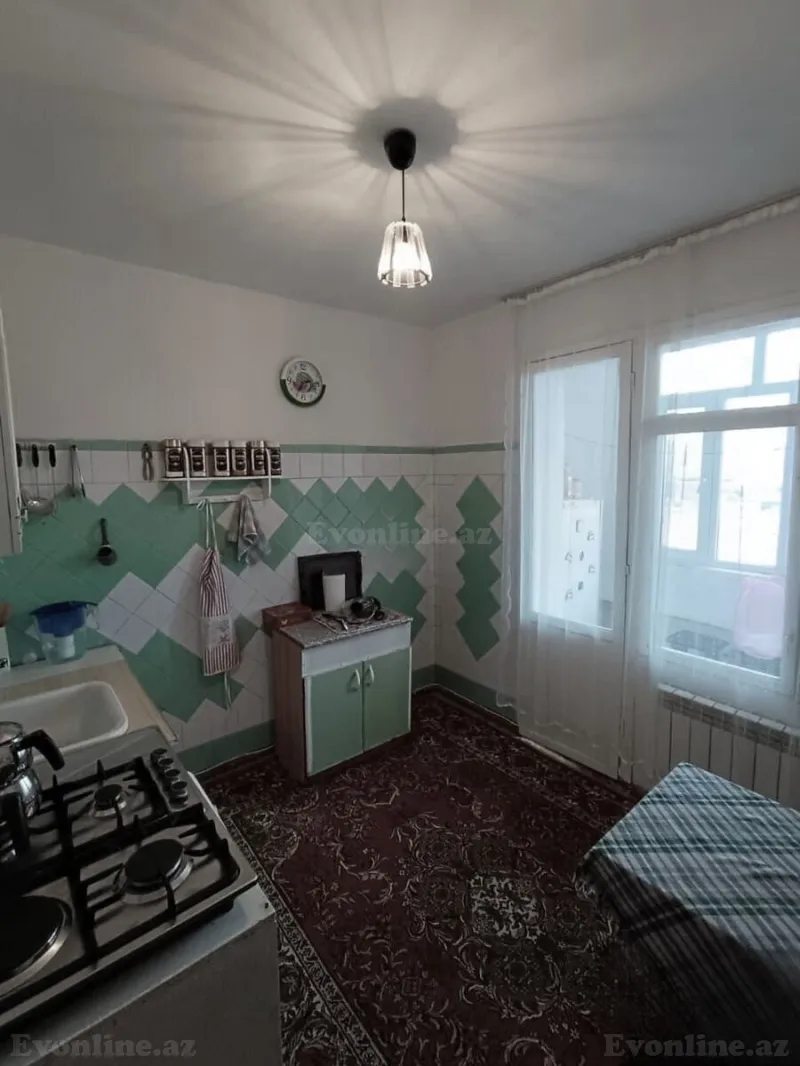 Satılır 3 otaqlı Mənzil Köhnə tikili 76 m² Elmlər Akademiyası m. - şəkil 9